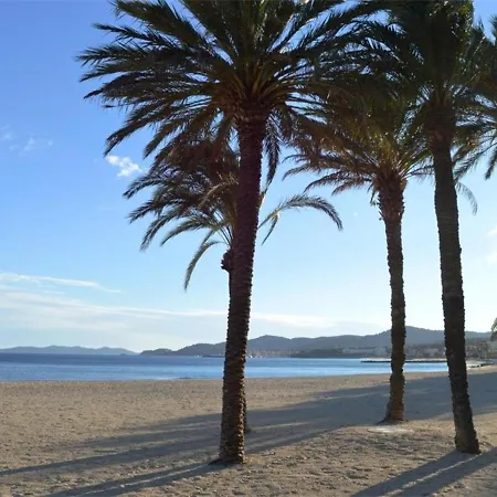 Apartment Studio Le Lavandou, 1 Piece, 2 Personnes - Fr-1-251-470 *