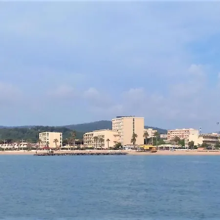 Studio Le Lavandou, 1 Piece, 2 Personnes - Fr-1-251-470